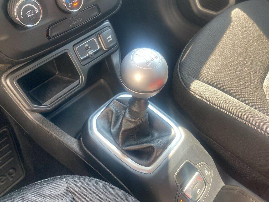 Jeep Renegade 1.6 E-TorQ EVO Sport FWD