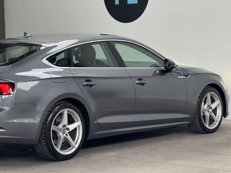 Audi A5 Sportback 40 2.0 tdi 190cv S-Tronic Business Advanced Virtual Cockpit Fari LED Sedili Riscaldabili