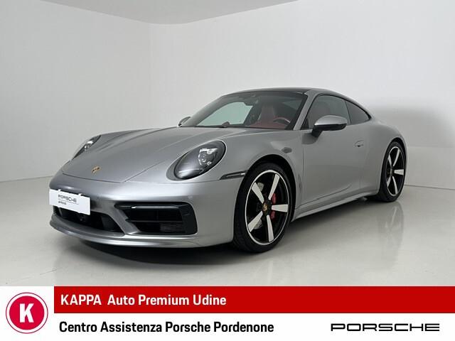 Porsche 911 Carrera 4S **Leasing 990 € al mese**