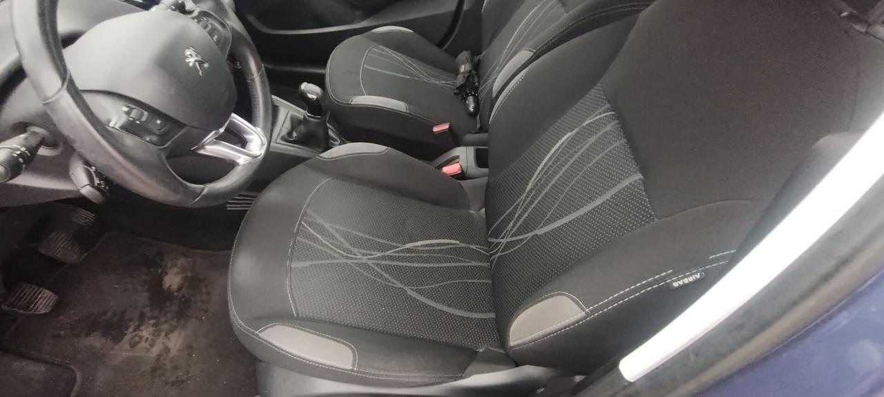Peugeot 208 1.4 HDi 68 CV 5 porte Access