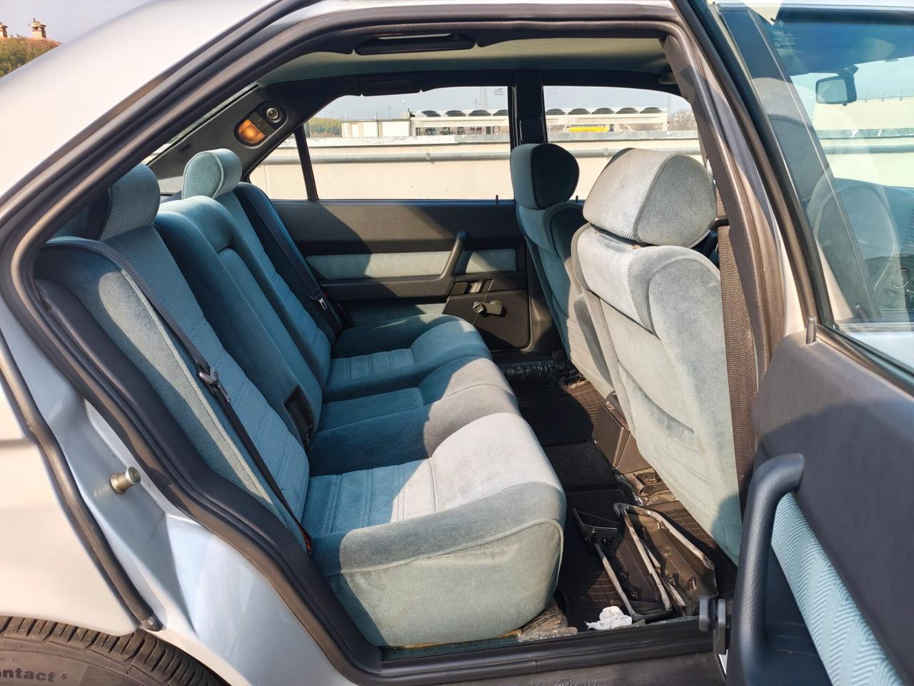 Alfa Romeo 164 2.0i Twin Spark