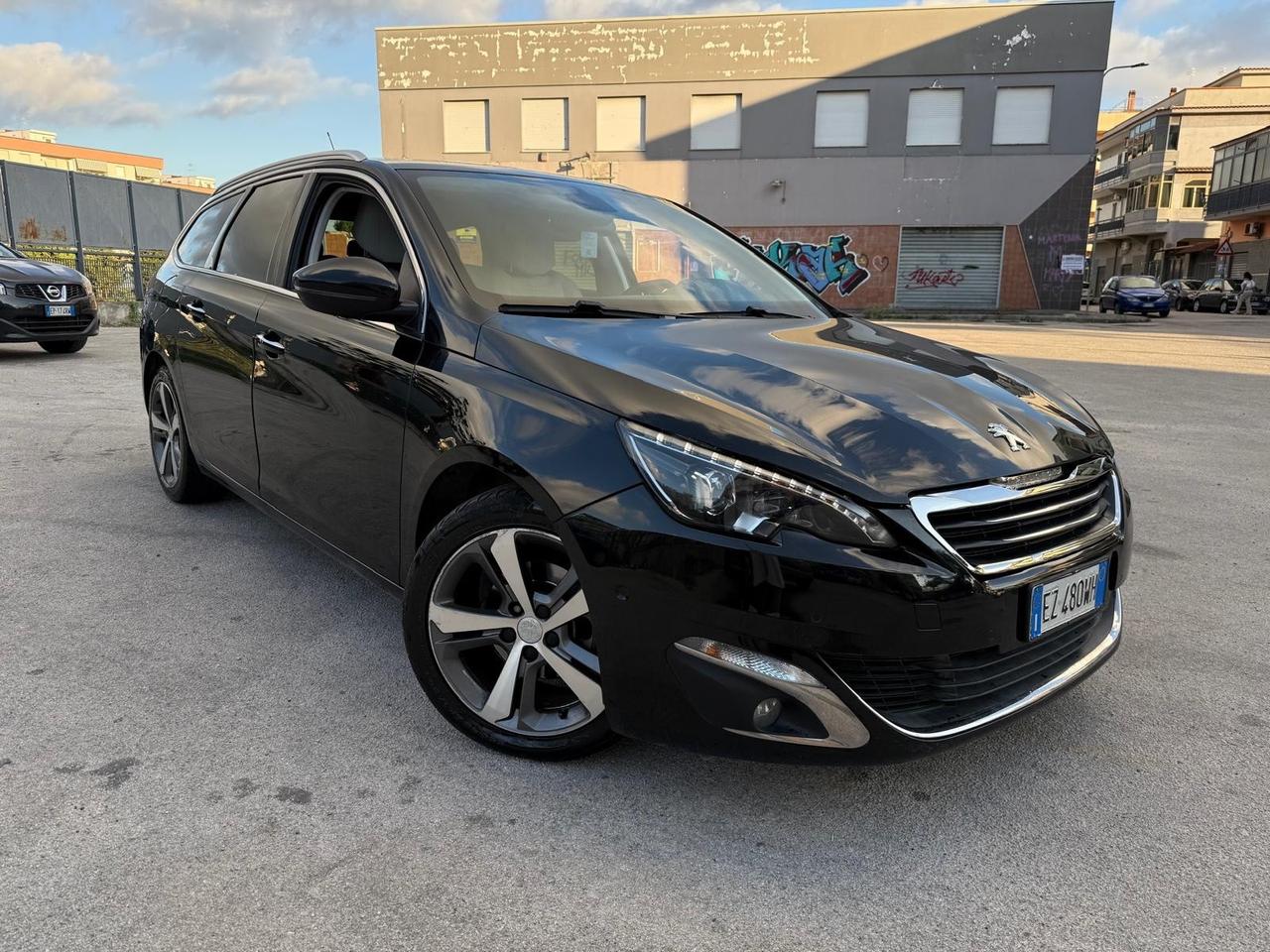 Peugeot 308 BlueHDi 120CV CAMBIO AUTOMATICO