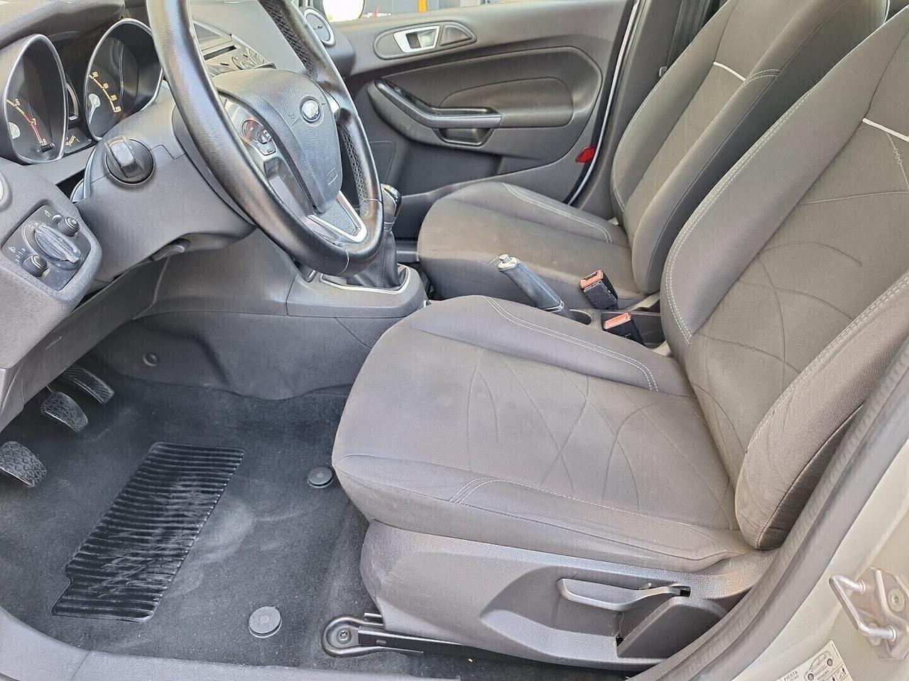 Ford fiesta 1.4 GPL 95cv. PER NEOPATENTATI