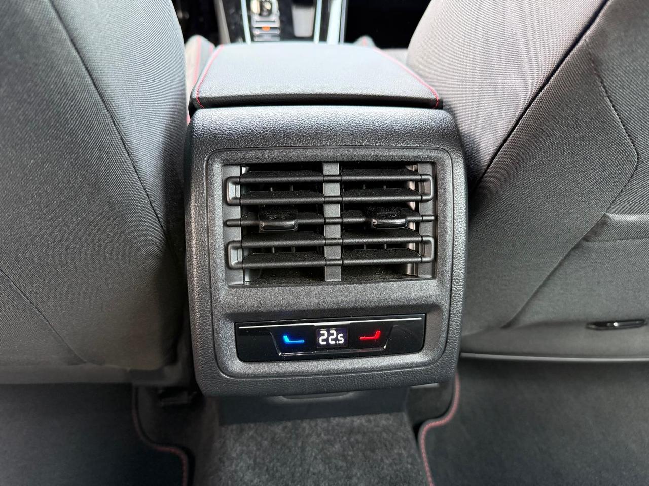 Volkswagen Golf 2.0 tsi GTI 245cv dsg