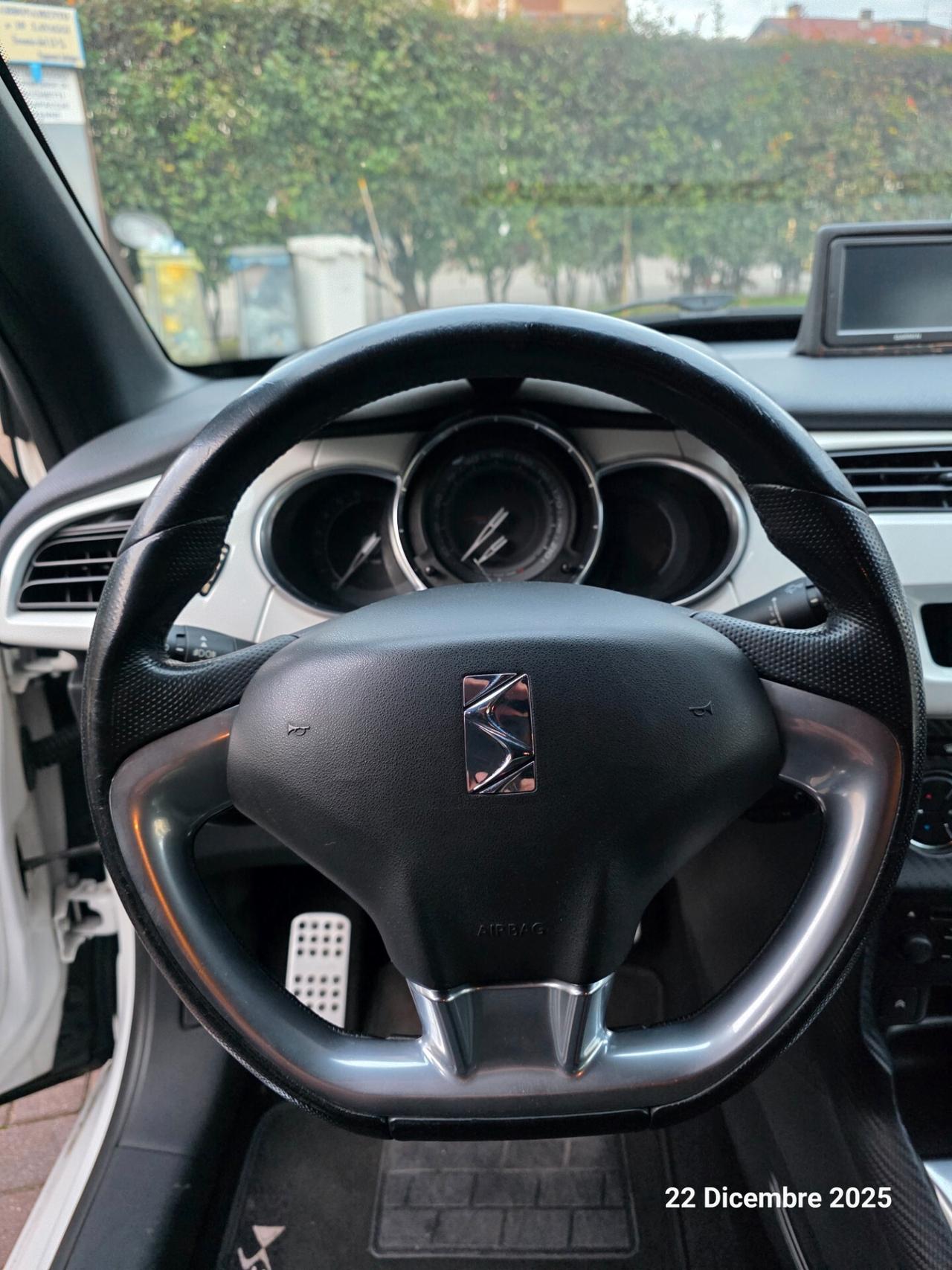 Ds DS3 3 1.6 THP 155 Just Black