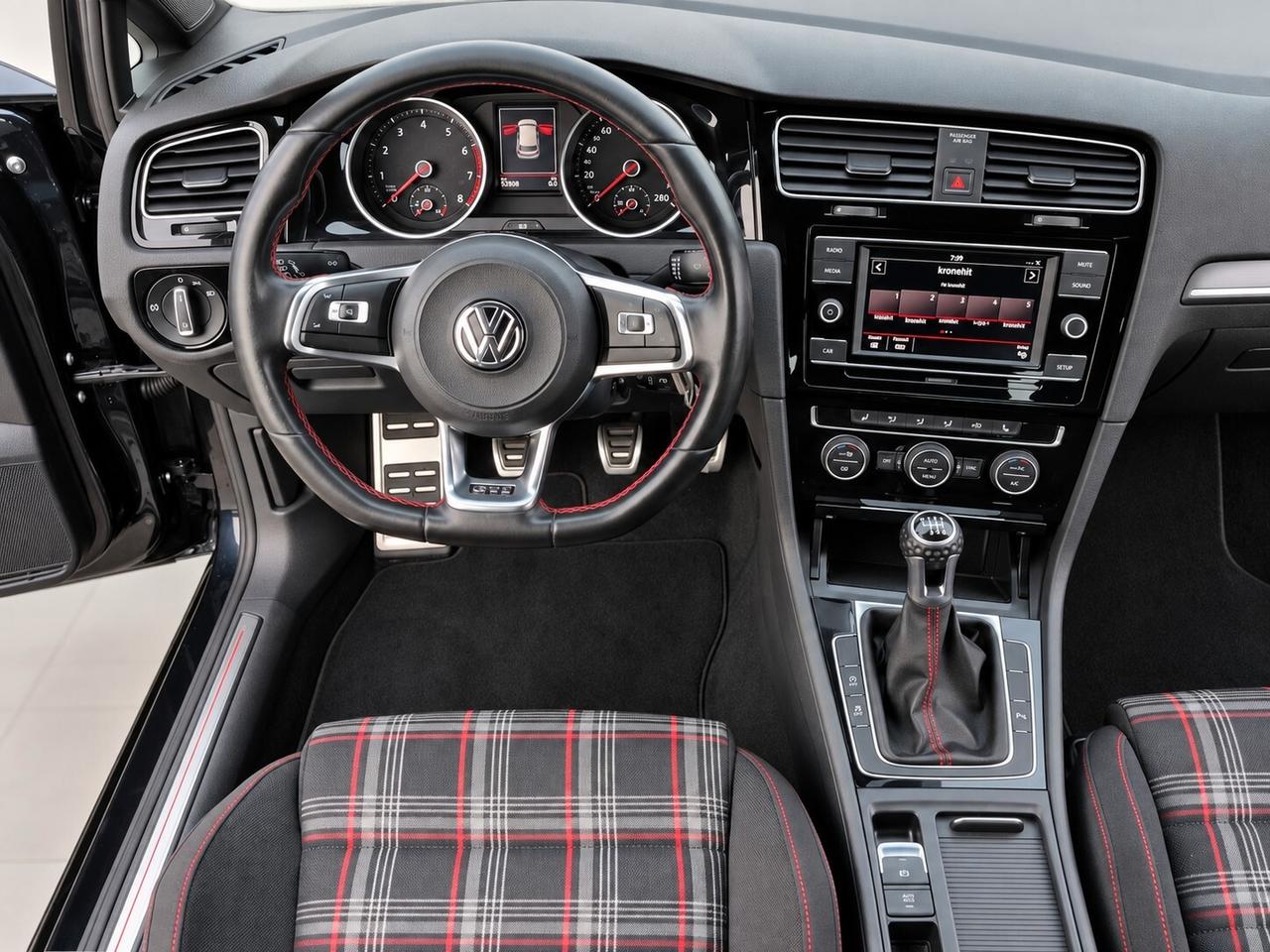 Volkswagen Golf GTI 2.0 TSI 3p. BlueMotion Technology