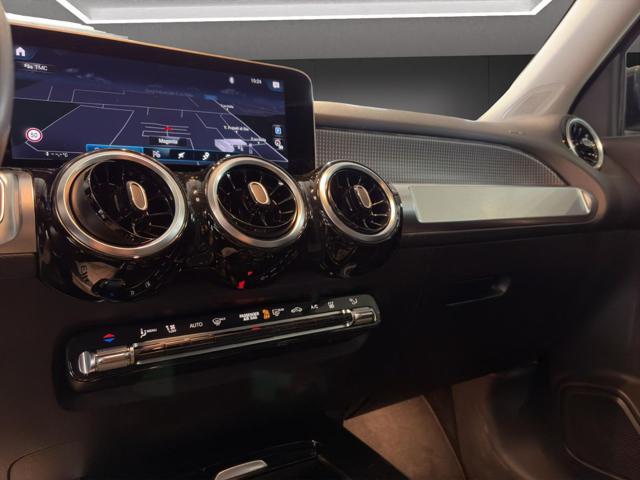 MERCEDES-BENZ GLB 200 d Automatic Sport