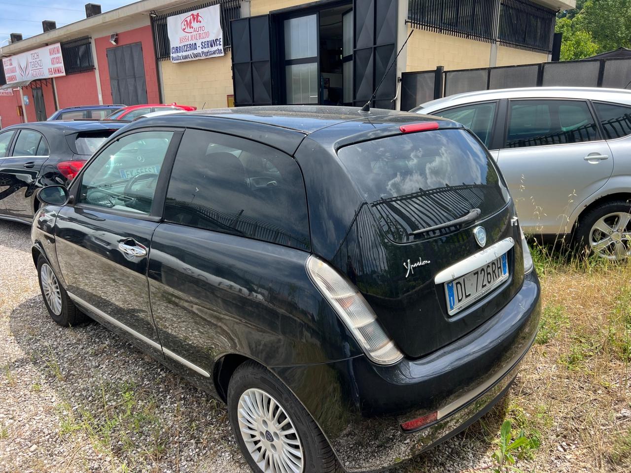 Lancia Ypsilon 1.3 MJT 90 CV Oro
