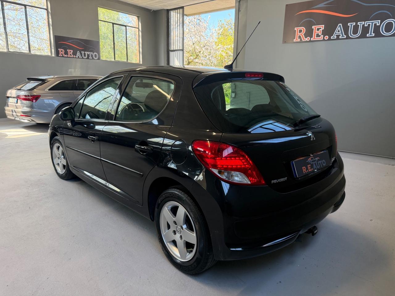 Peugeot 207 1.4 8V 75CV 3p. Energie Sport ECO GPL