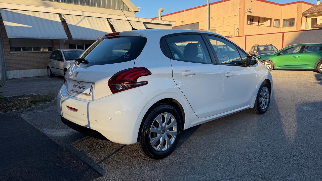 Peugeot 208 GT Line
