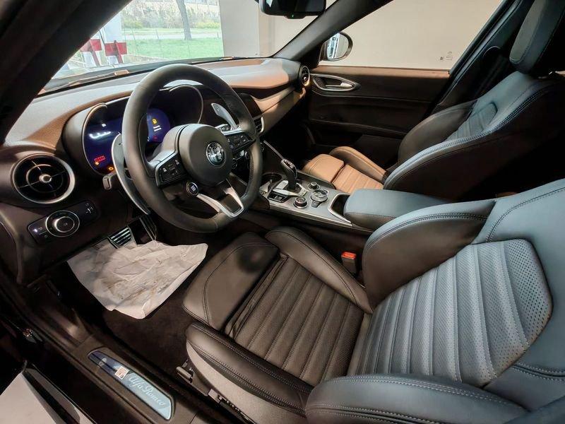 Alfa Romeo Giulia 2.2 Turbodiesel 210 CV AT8 AWD Q4 Veloce "KM ZERO"