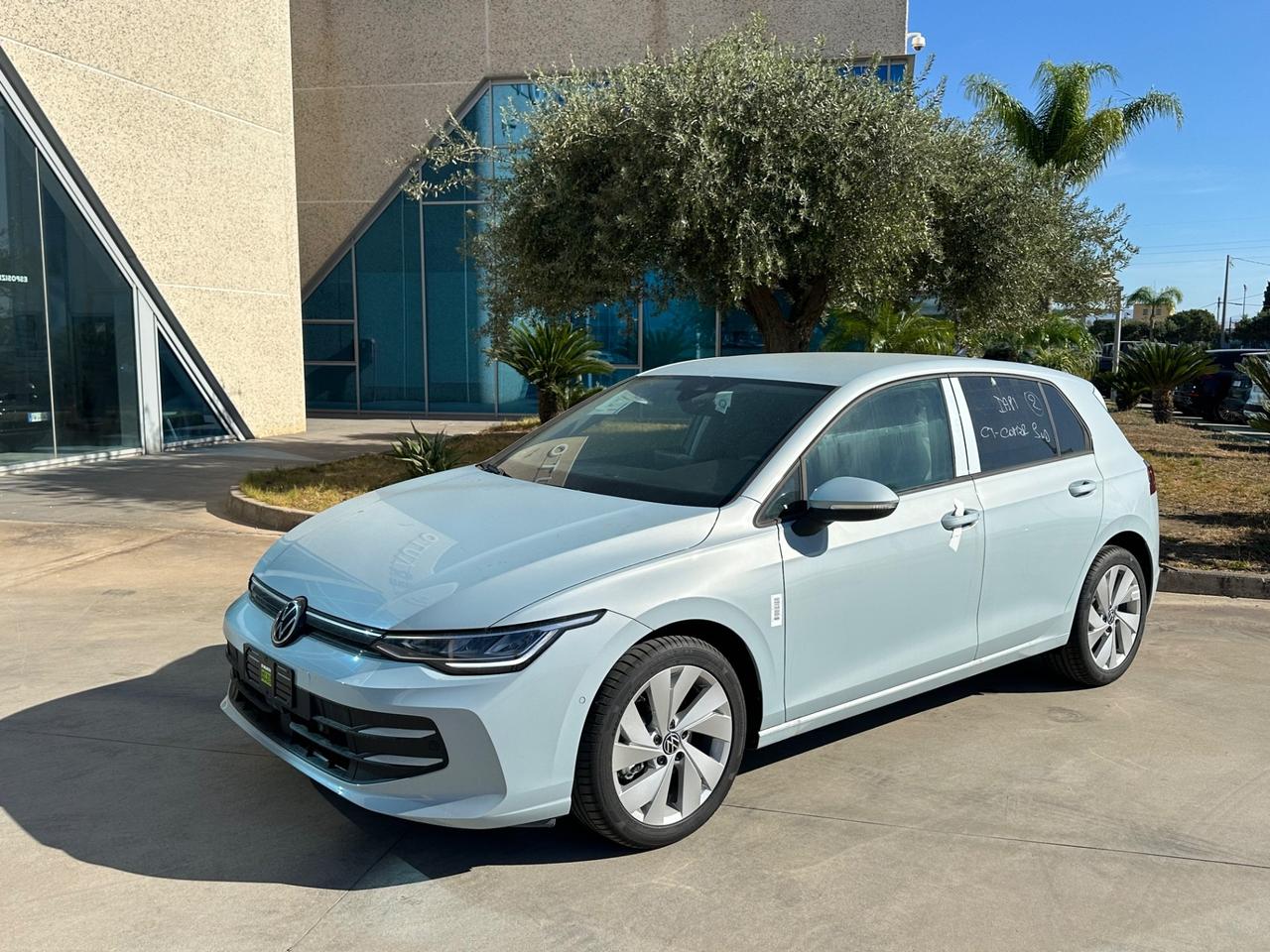 Volkswagen Golf 1.5 tsi 115cv possibilità noleggio no scoring