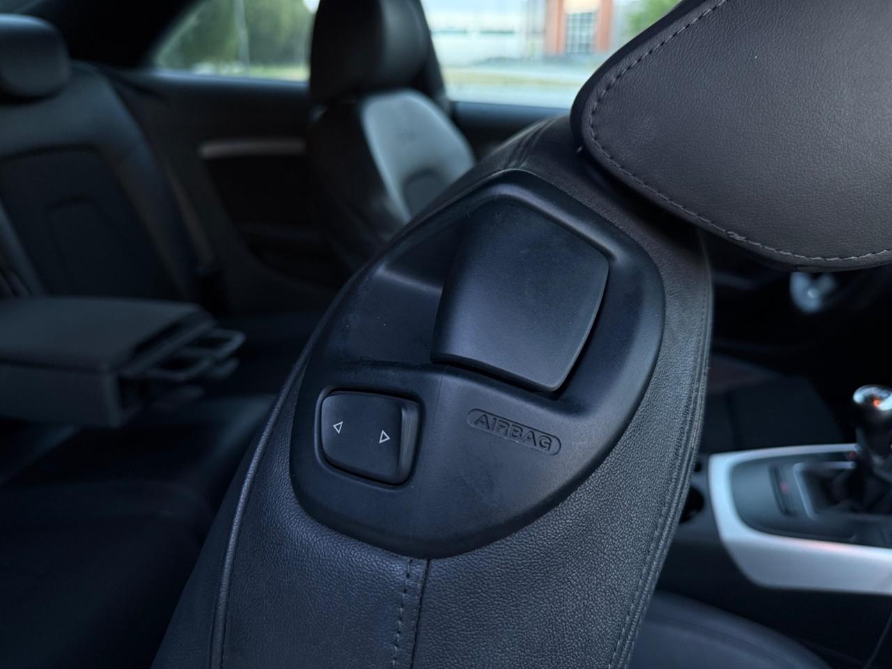 Audi A5 2.0 TDI S-LINE