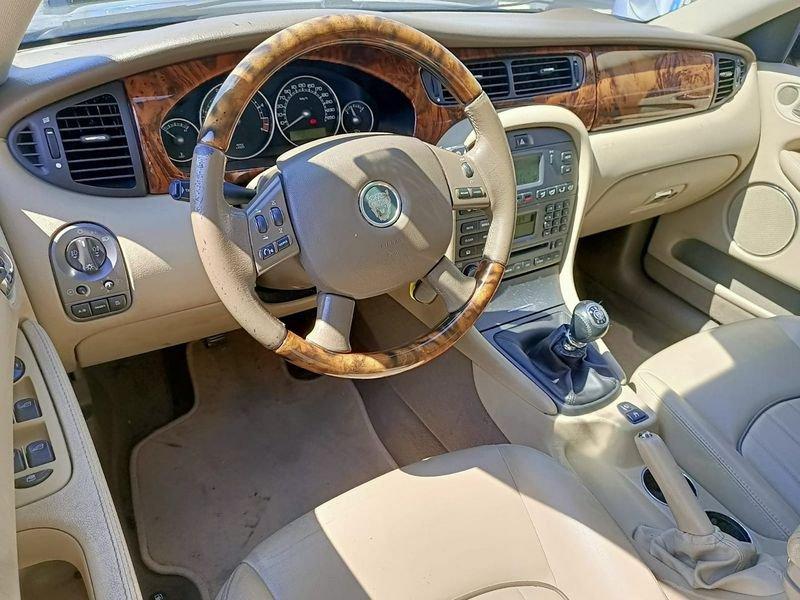 Jaguar X-Type Berlina 2.2 D Executive