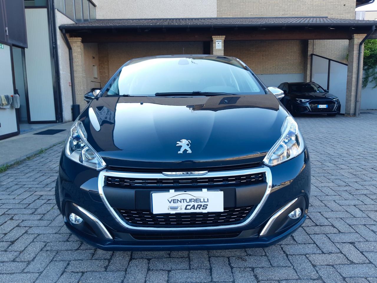 Peugeot 208 PureTech 82 Stop&Start 5 porte Signature
