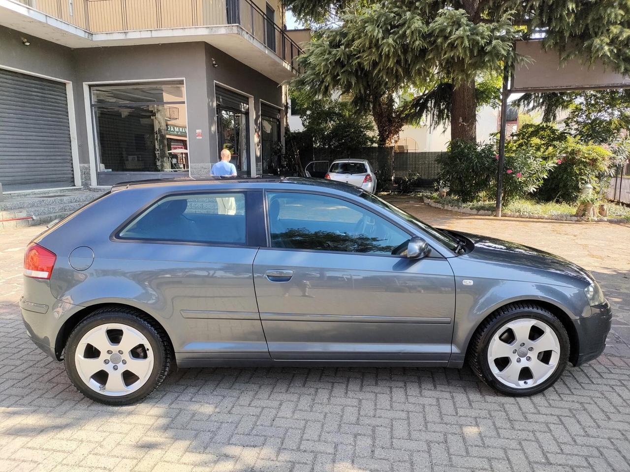 Audi A3 2.0 TDI 3p Ambiente