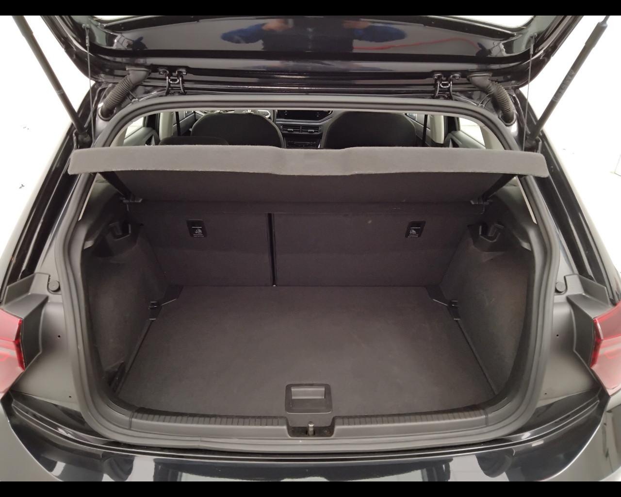 VOLKSWAGEN Polo VI 2022 - Polo 1.0 tsi Style 95cv