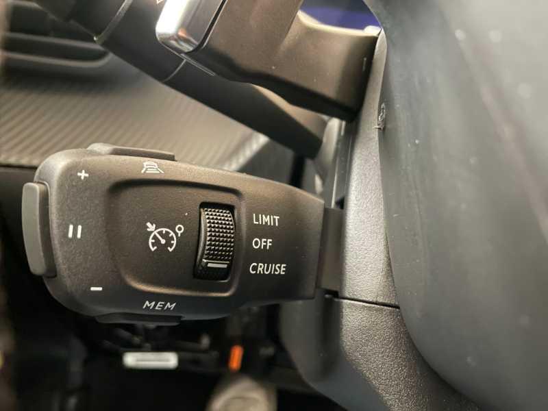 PEUGEOT 208 5P - GT Hybrid 136 E-DCS6
