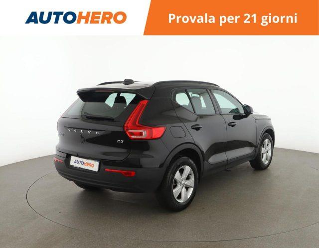 VOLVO XC40 D3 Momentum Core