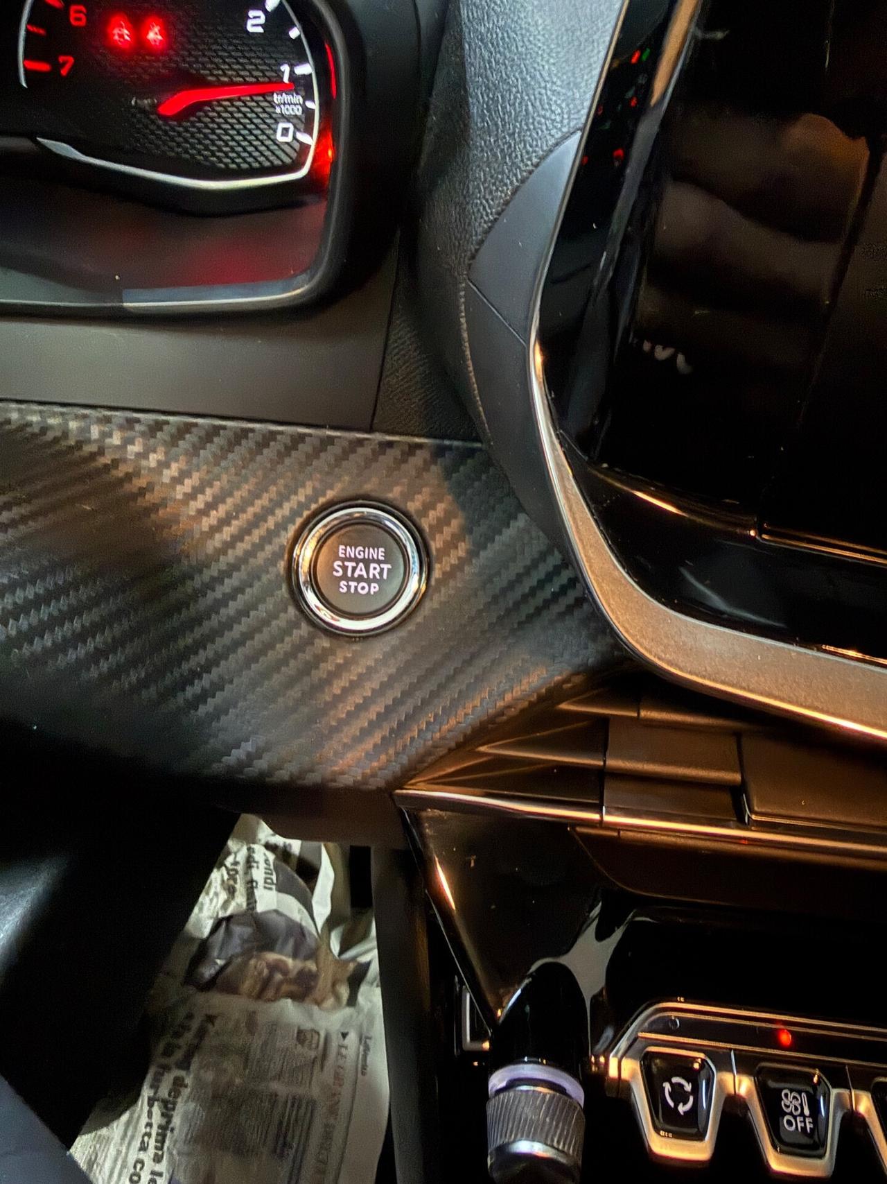 Peugeot 208 PureTech 100 Stop&Start EAT8 5 porte Allure
