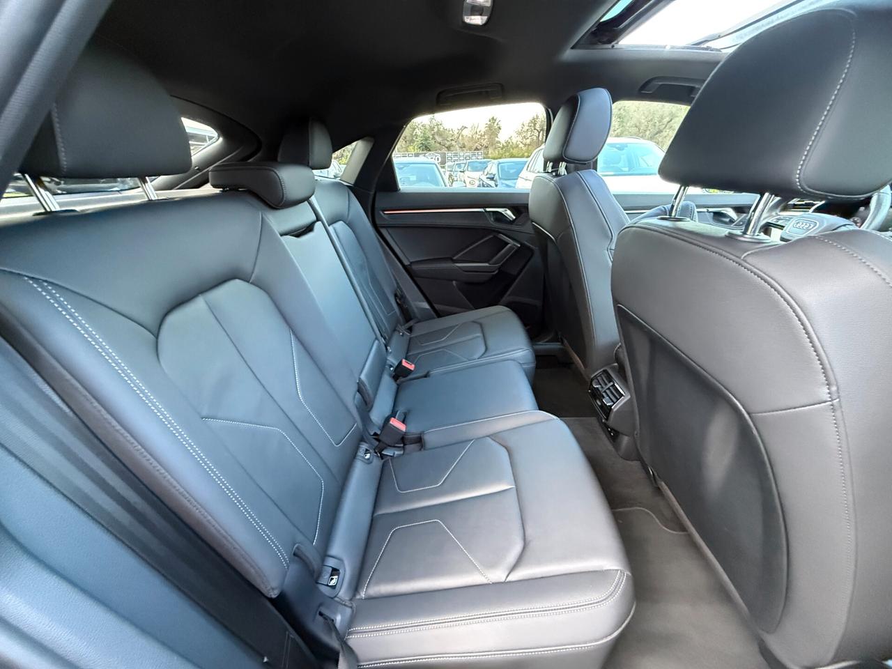 Audi Q3 SPB 35 TDI S line Tetto Apribile Luci Ambient Cockpit