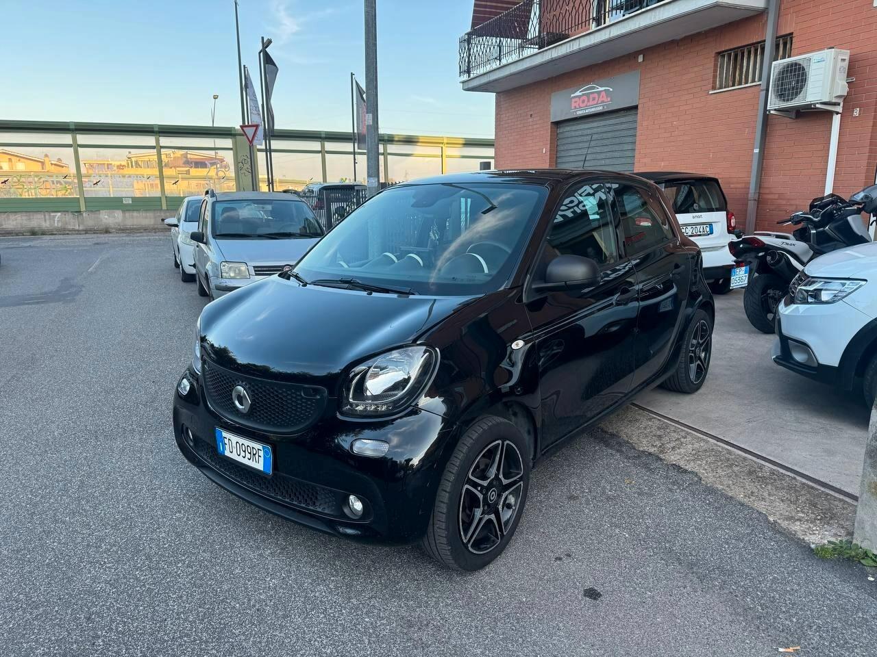 Smart ForFour 70 1.0 Youngster