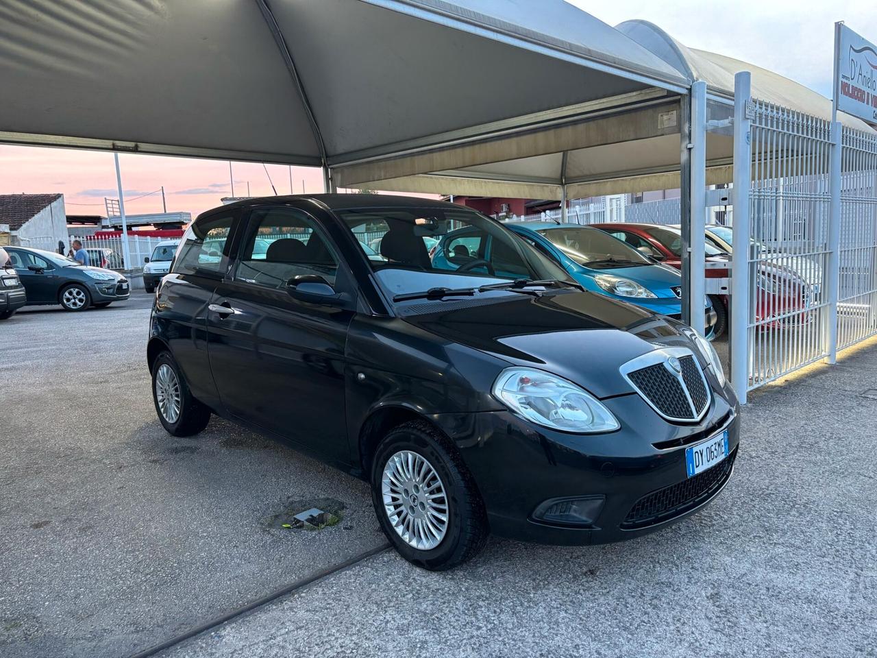 Lancia Ypsilon 1.2 Versus