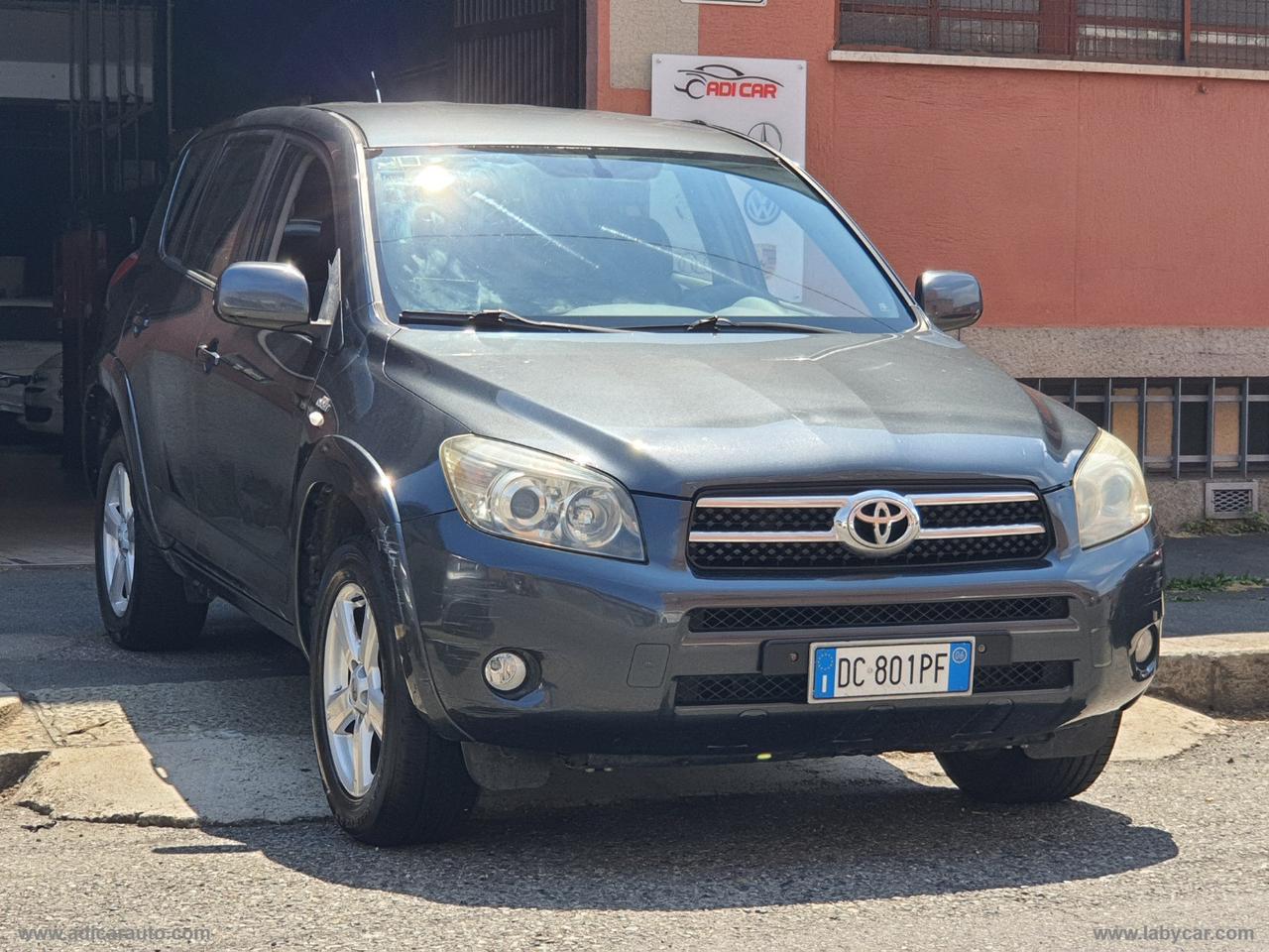 TOYOTA RAV4 2.2 D-4D 177 CV