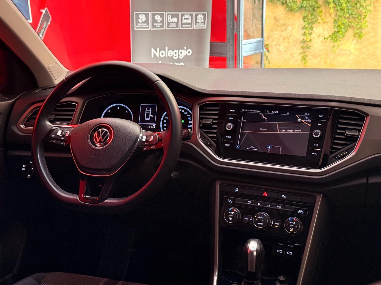 Volkswagen T-Roc 2.0 TDI SCR 150 CV DSG TETTO APRIBILE