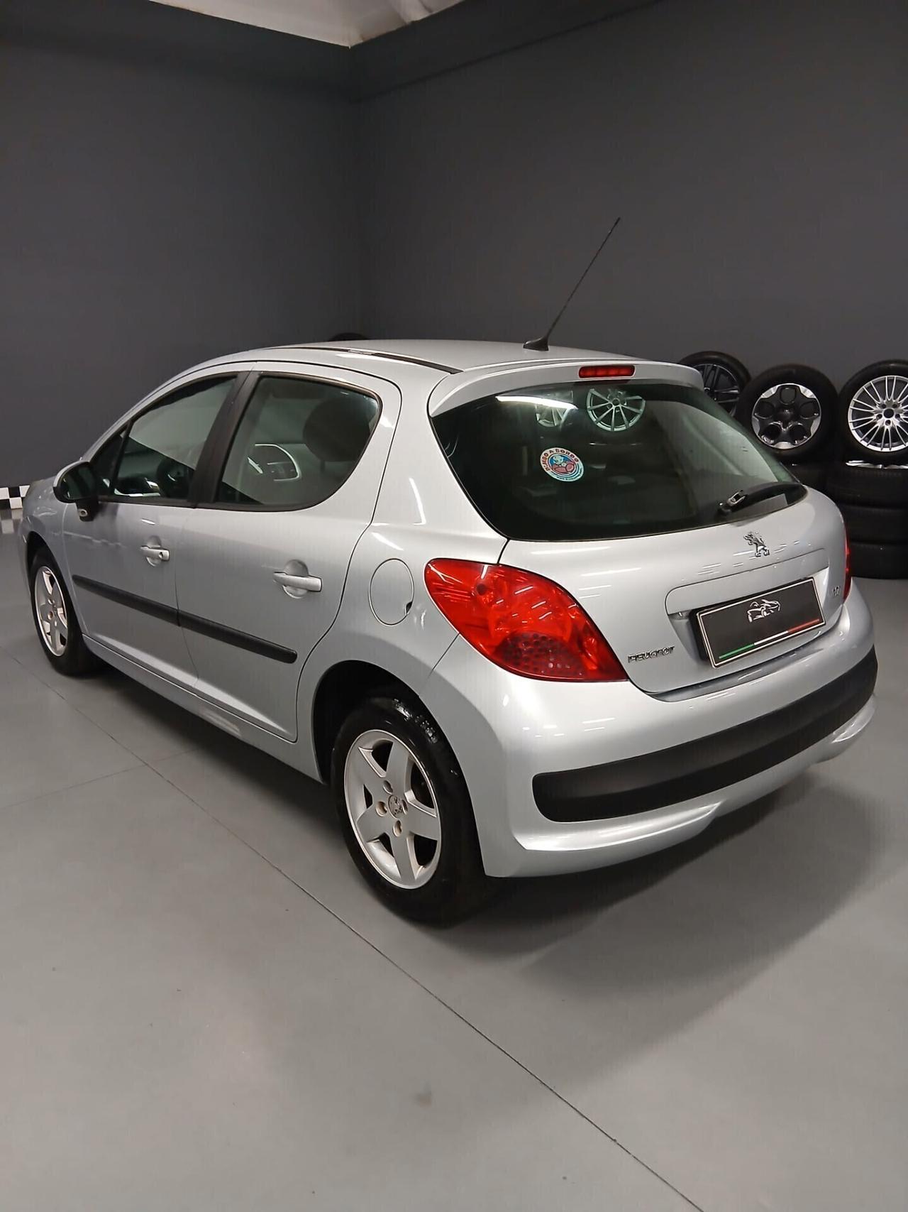Peugeot 207 1.4 8V 75CV 5p. Energie Sport ECO GPL Motore revisionato totalmente