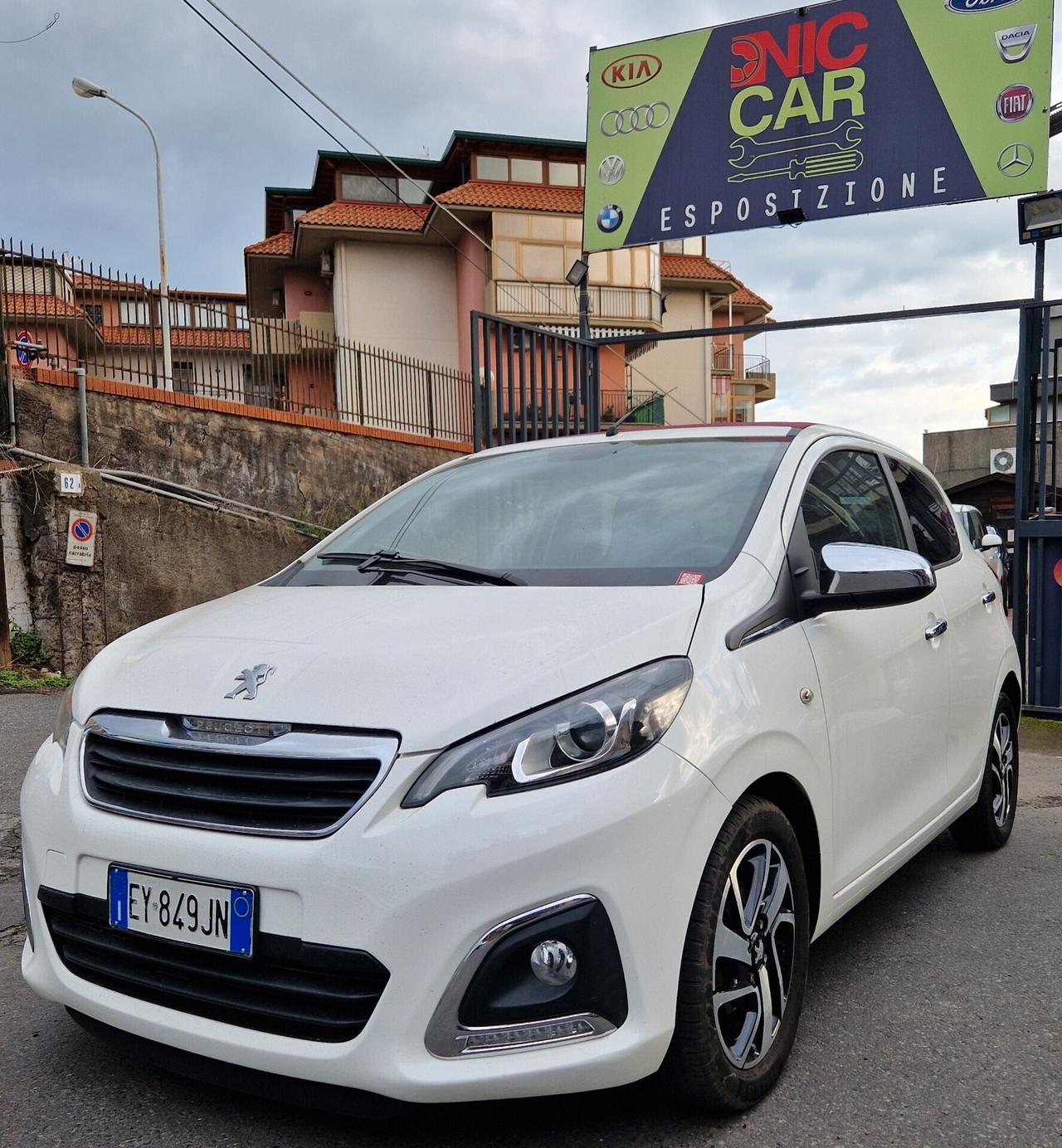 Peugeot 108 VTi 68 5 porte Allure TOP cabriolet