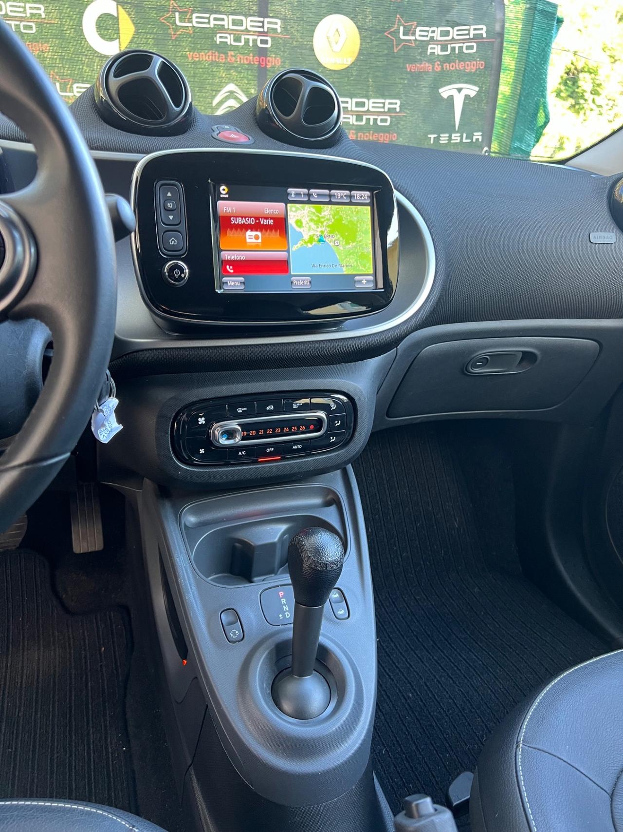 Smart ForFour 0.9 90cv - cabrio -pelle -automatica - Full Optional