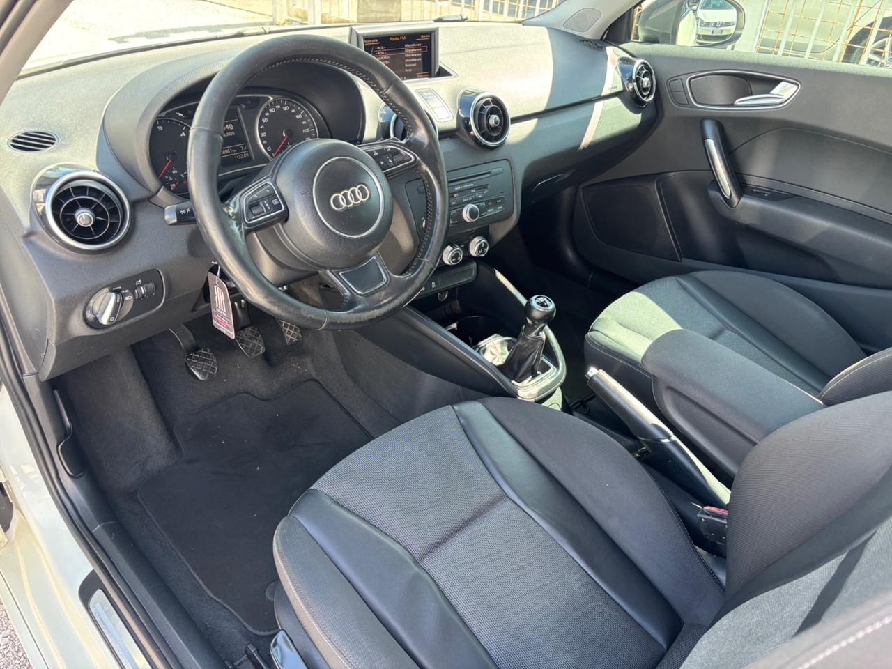 AUDI A1 1.6TDI 90CV S-LINE EURO5B