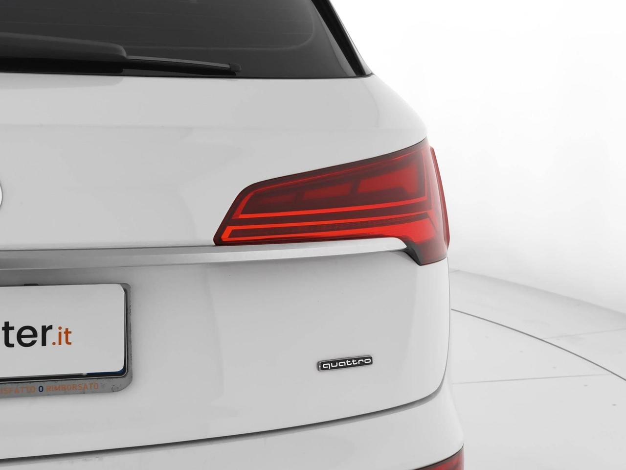 Audi Q5 40 2.0 tdi mhev 12V Business quattro