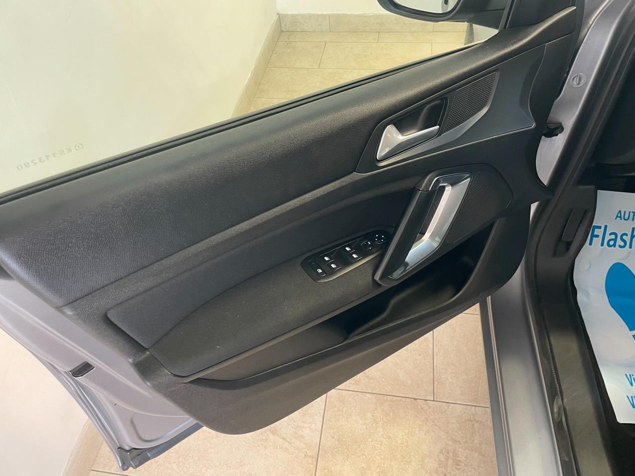 Peugeot 308 1.5 130 CV BlueHDi GT Line 106.00 KM! DISTRIBUZIONE TAGLIANDATA