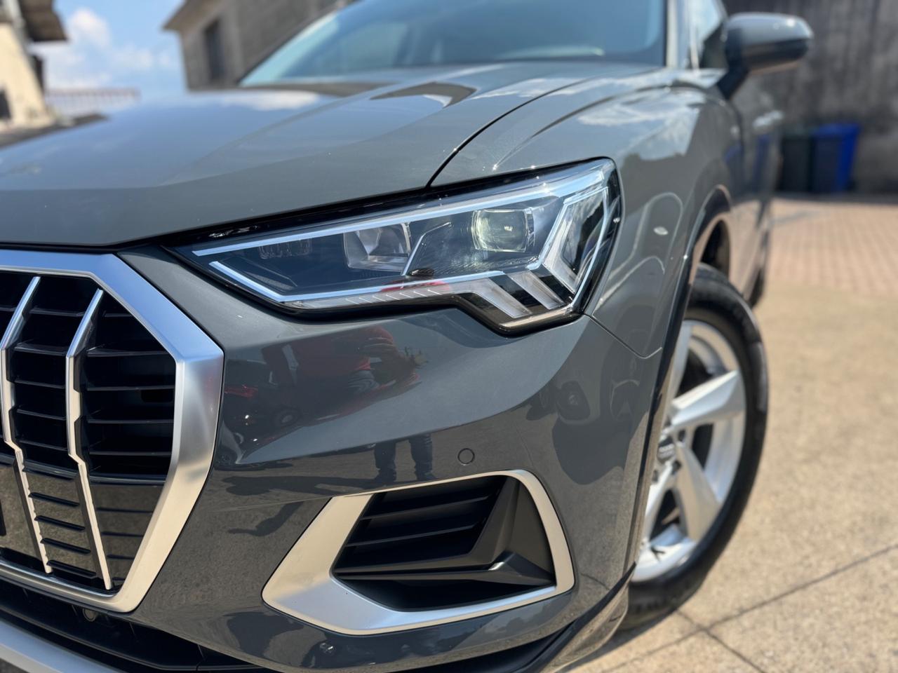 Audi Q3 35 TDI S tronic Business Advanced