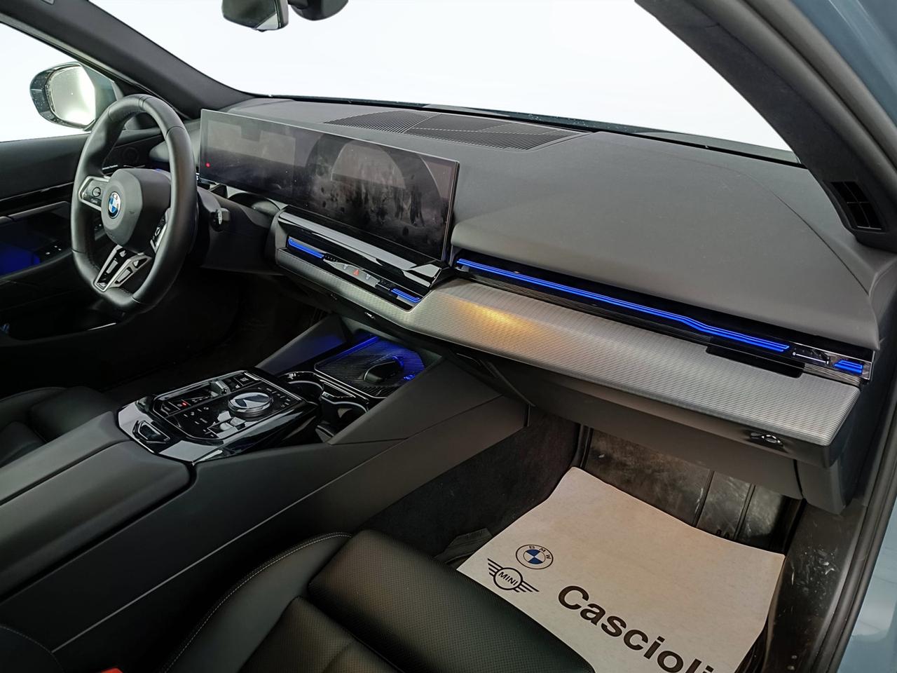 BMW 540d Touring 48V xdrive MSport auto