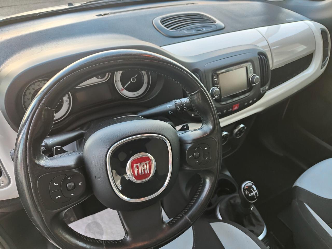 Fiat 500L Living 1.3 Multijet 95 CV Dualogic Pop Star