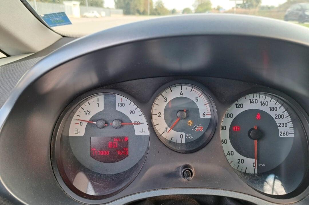 Seat Leon 2.0 TDI DPF FR
