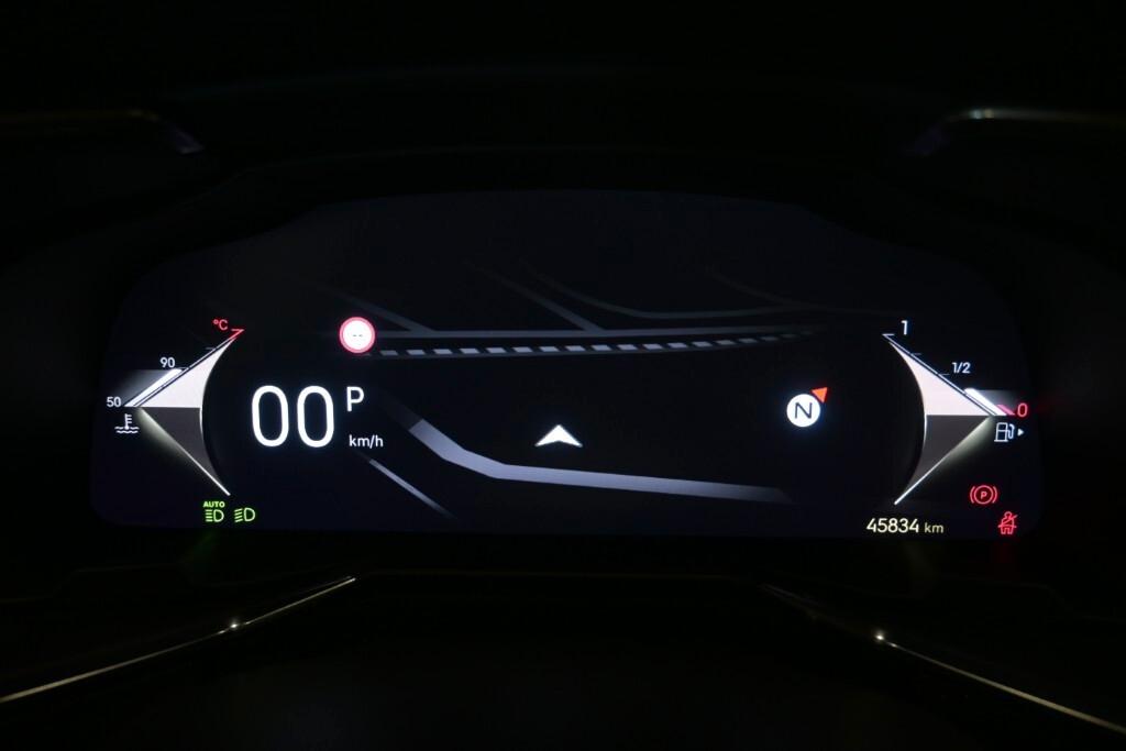 DS 7 CROSSBACK 1.5 BLUEHDI 130CV AUT. BASTILLE BUSINESS ( FARI LED - COCKPIT - CRUISE - NAVI - MIRROR - PDC - TELECAMERA POST. - CERCHI 18 )
