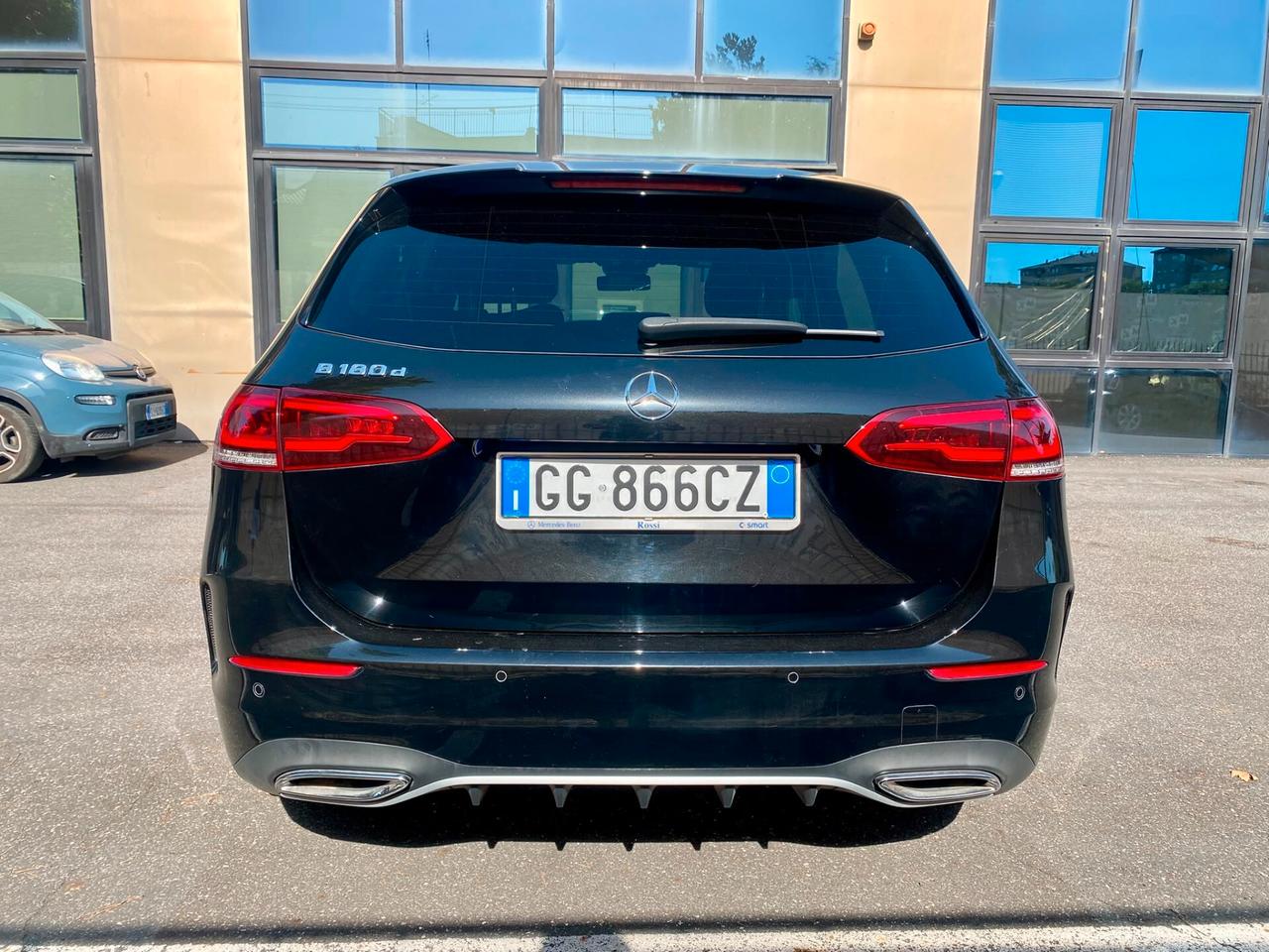 Mercedes-benz B 180 d AMG Premium TAGL. UFFICIALI
