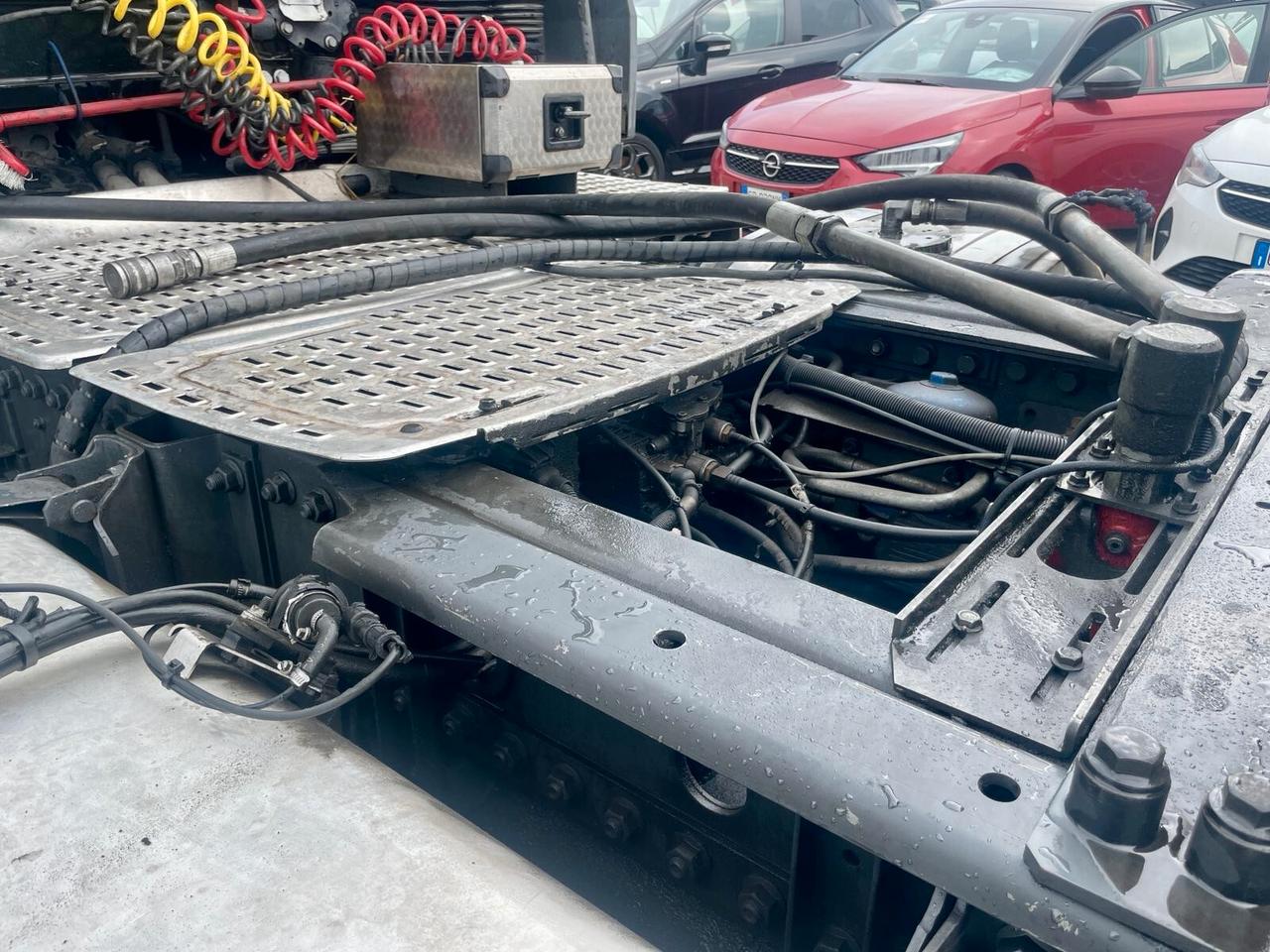 DAF XF 106 -480 **SINISTRATO *** MARCIANTE VA IN MOTO ***