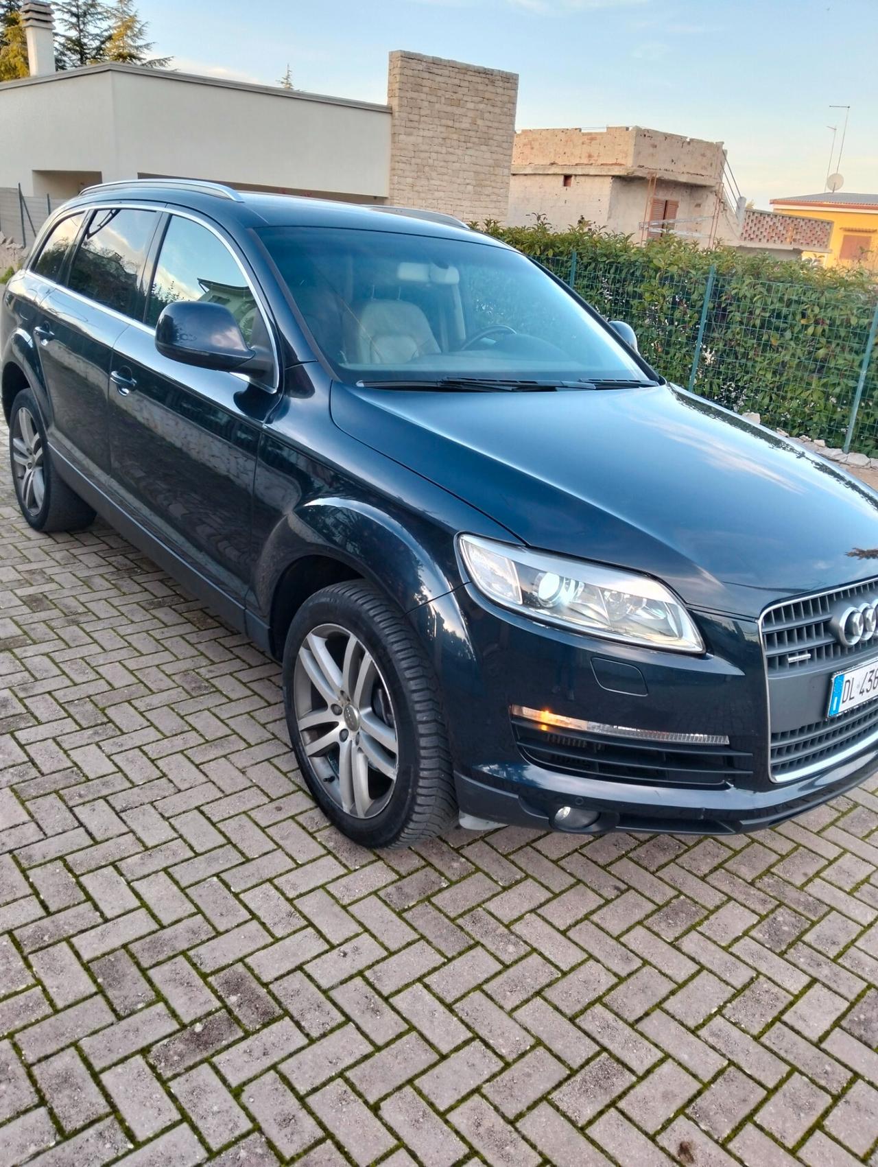 Audi Q7 3.0 V6 TDI 240 CV quattro tiptronic Advanced Plus