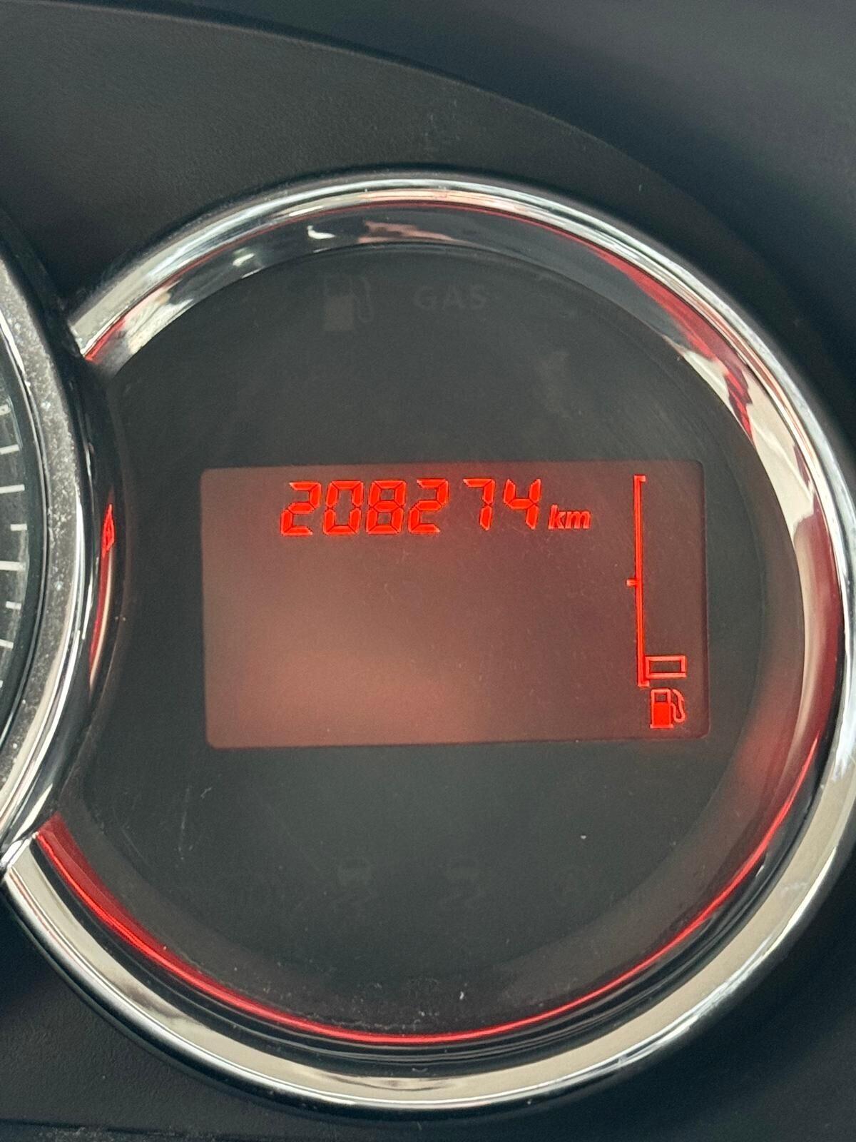 Dacia Logan MCV 1.5 dCi 90CV 7 POSTI