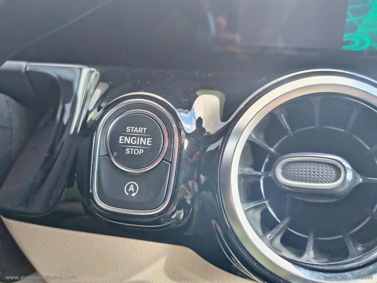 MERCEDES-BENZ GLA 200 d Automatic Sport Plus INTERNO PELLE