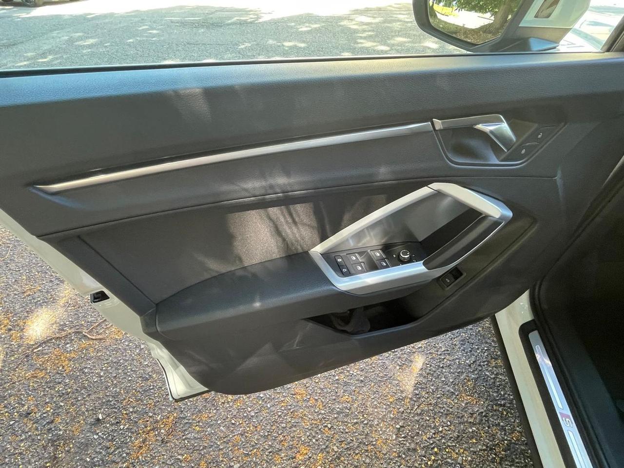 Audi Q3 S Line 1.5 35 TFSI #11556