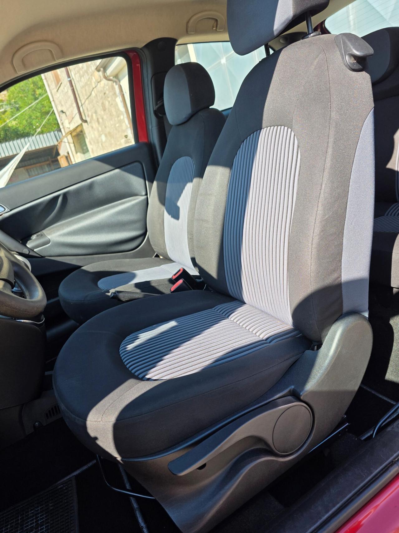 Lancia Ypsilon 1.2 Argento