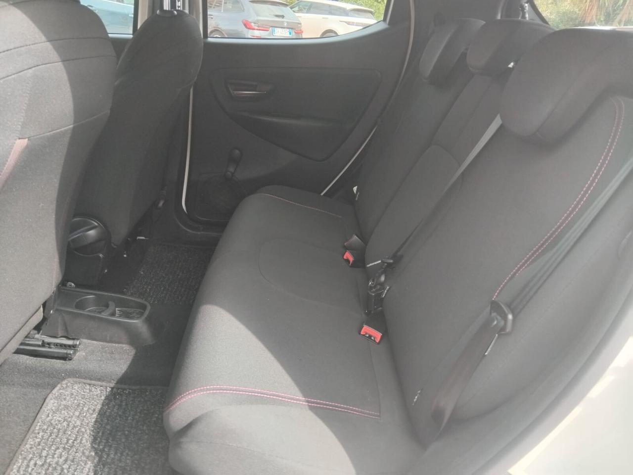 LANCIA YPSLON 1.3 MULTIJET 95CV 12 MESI GARANZIA
