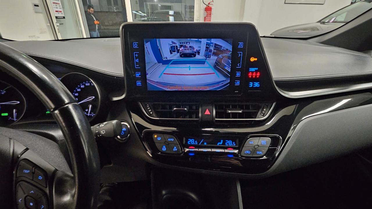 Toyota C-HR 1.8 Hybrid E-CVT Business