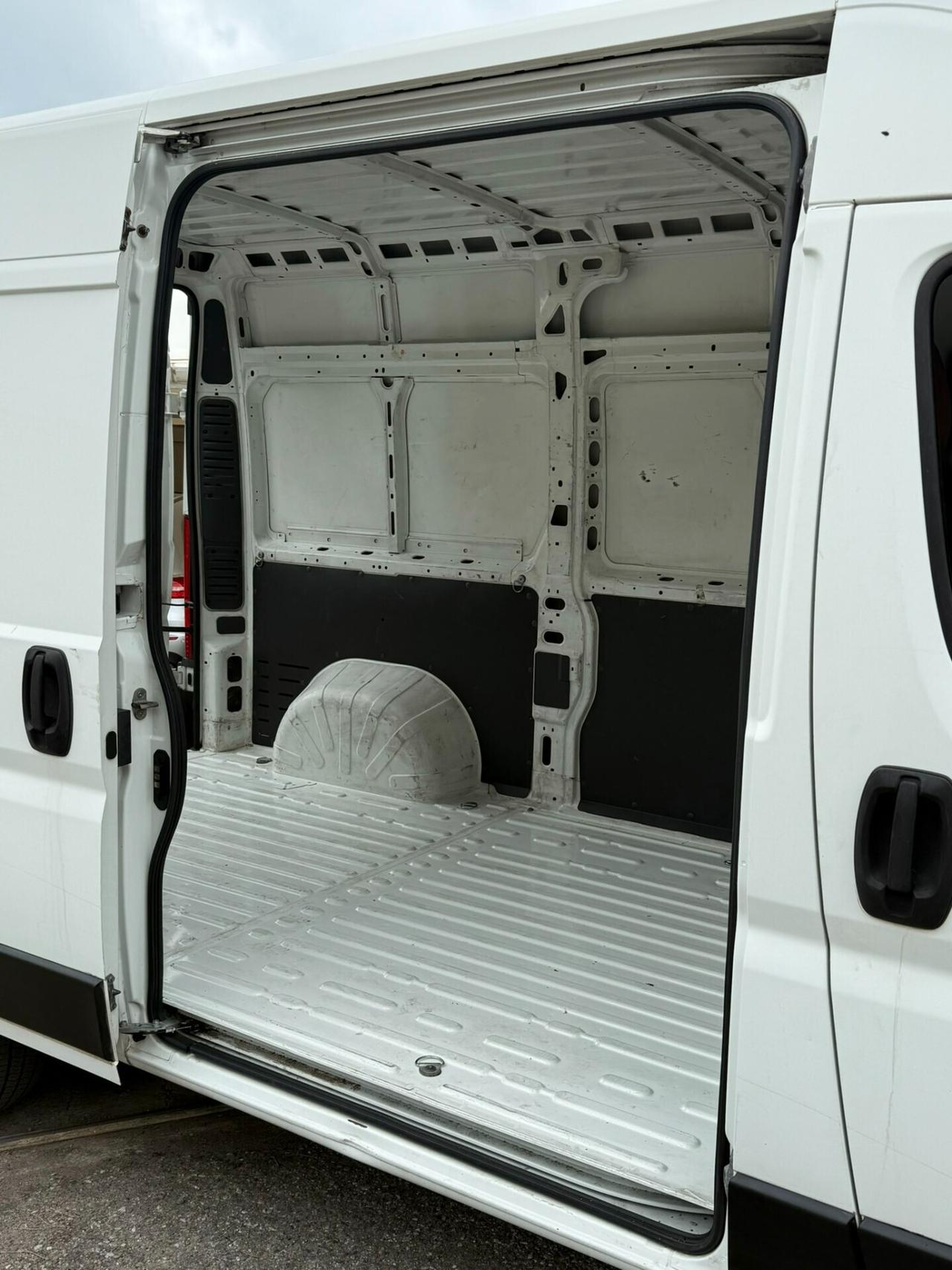 Fiat Ducato 33 2.2 MJT 120 cv TETTO ALTO